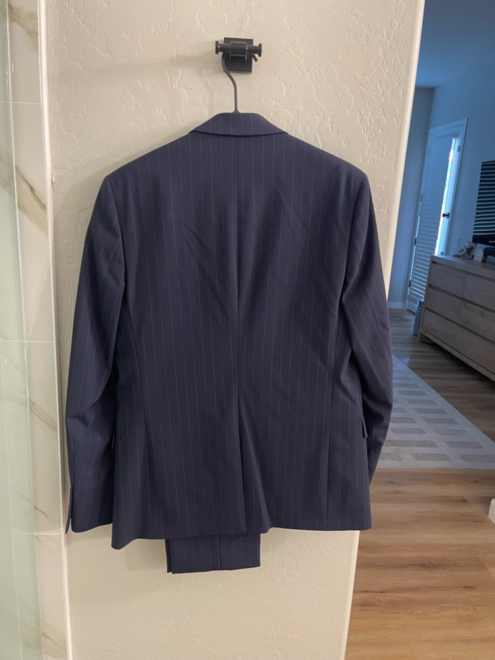 New Theory Chambers Pinstripe Wool Blend Blazer (Size: 38R) - Picture 3 of 12